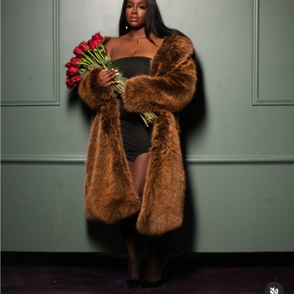 AKIRA Plush Brown Faux Fur Coat